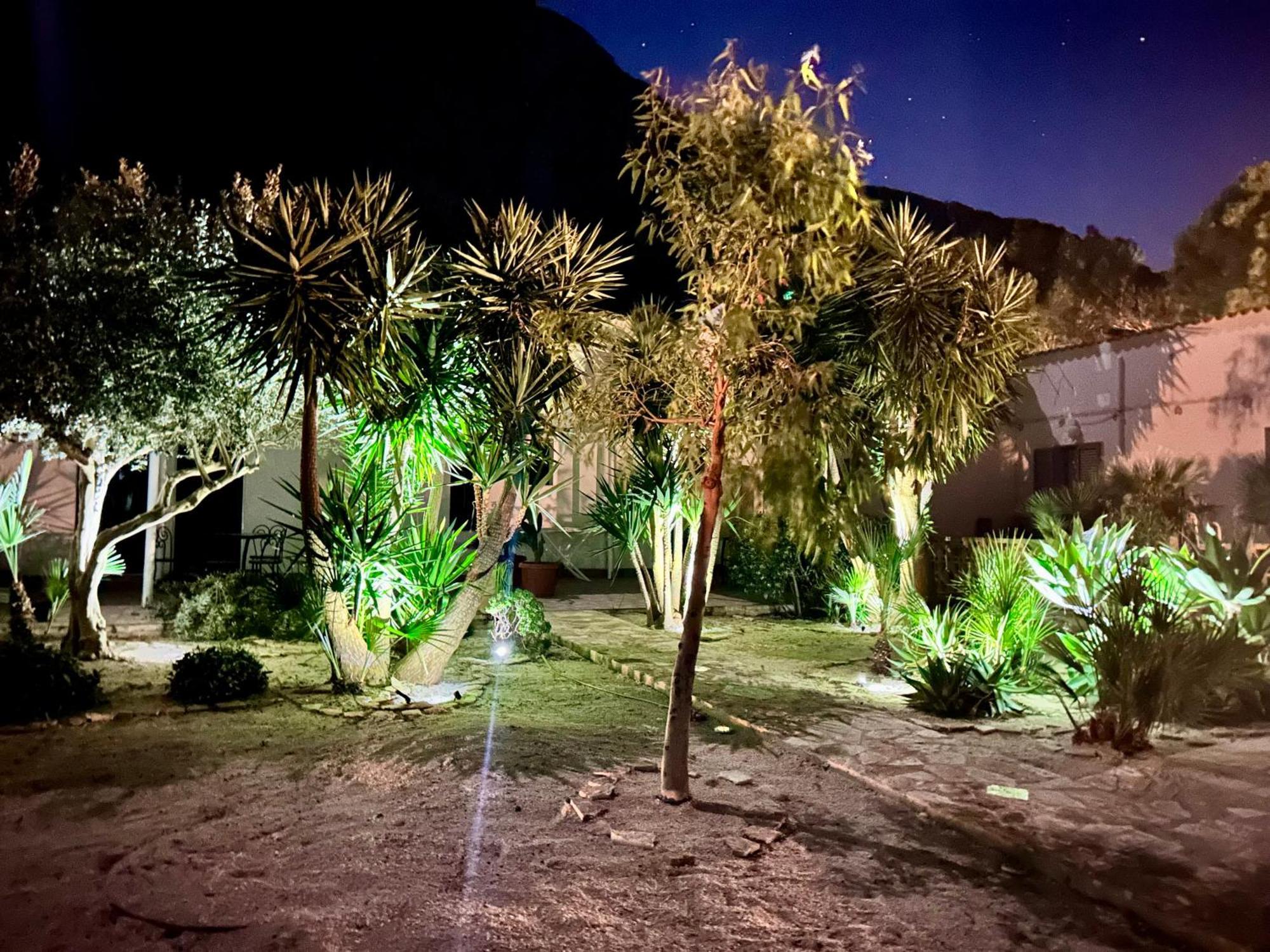 L'Oasi Una Pineta Sul Mare Custonaci Ngoại thất bức ảnh